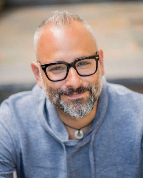 grey-Thin-Hair-with-Glasses-for-bald-older-man